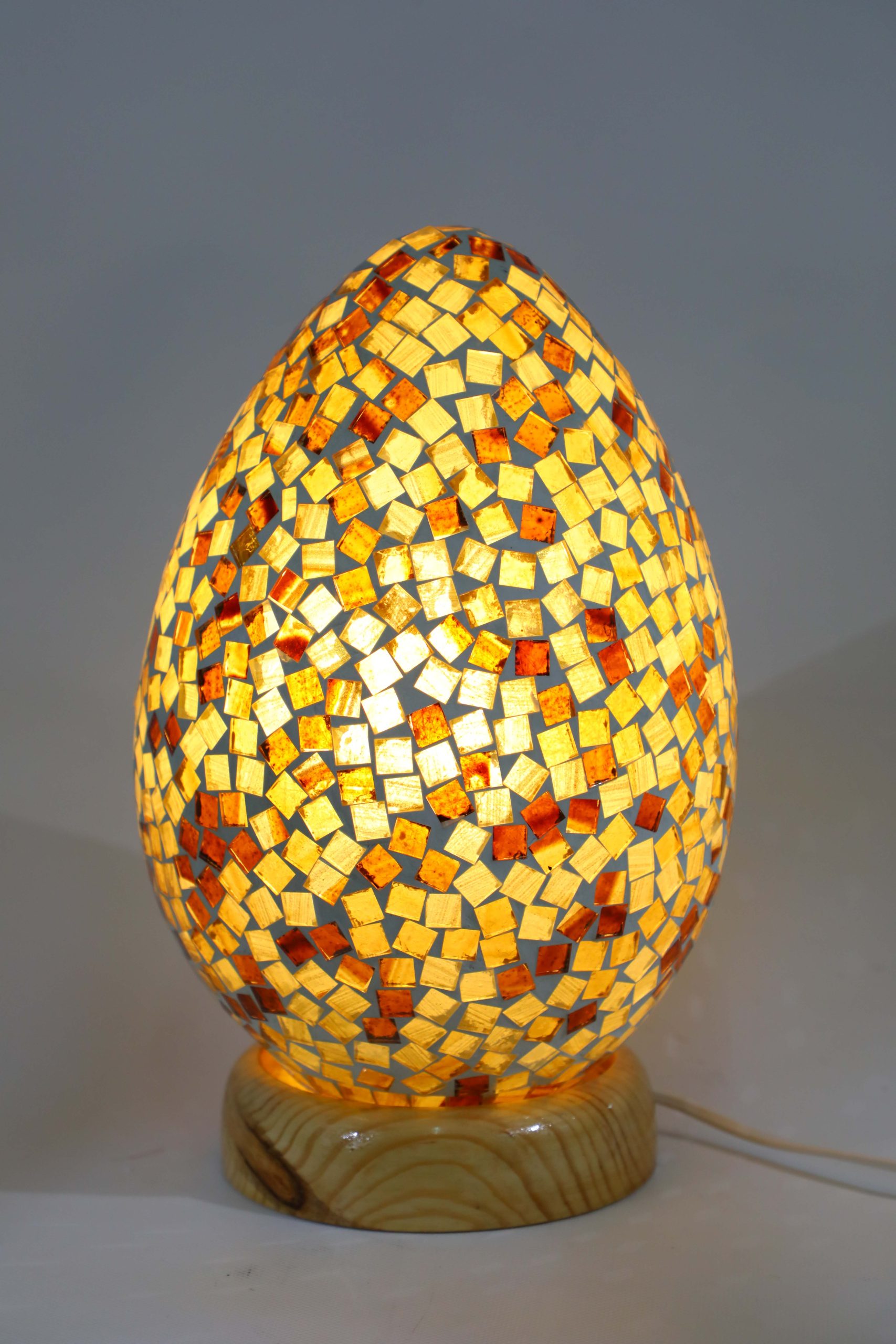 Oeuf lumière MM (mosaique)